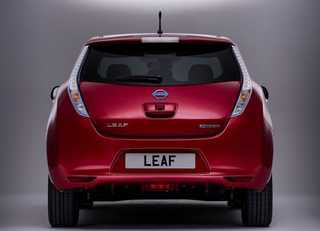 Nissan aims to cut electric-car cost #5