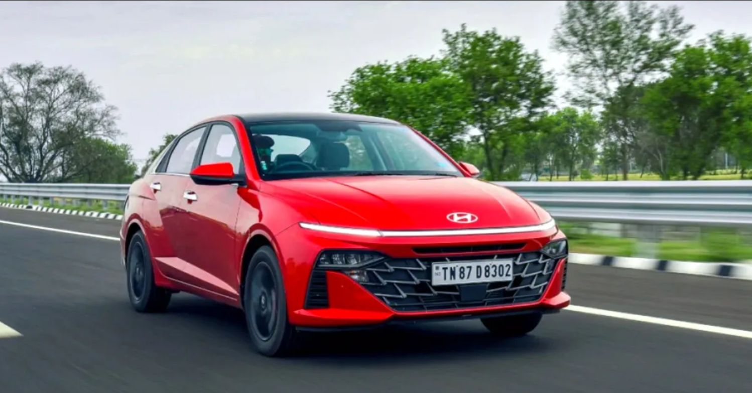 Hyundai Verna vs Honda City: A Comparison of Their Variants Under Rs 11 Lakh for Senior Citizen Car Buyers