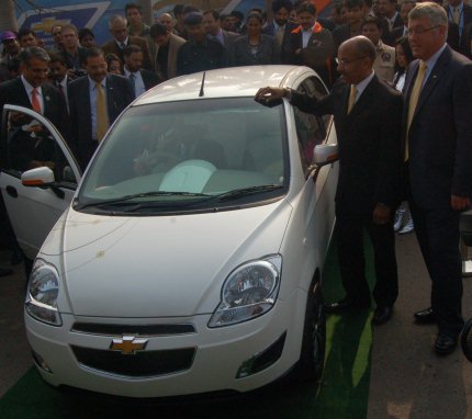 chevrolet-e-spark-photo-1 Chevrolet e-Spark launch in October 2010, priced Rs 7 lac: Will it sell?