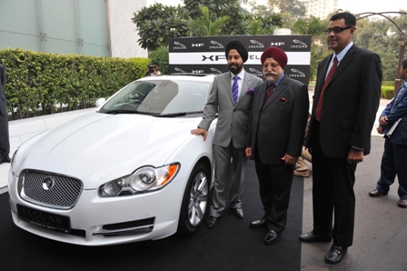 jaguar-xf-diesel-photo Tata Motors prices Jaguar XF diesel at Rs. 48.37 lakhs at launch