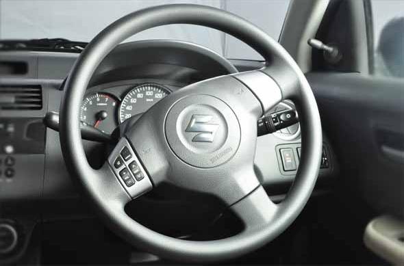 dzire-steering-mounted-audio 5 reasons that make the Maruti Suzuki Dzire a good car for its features