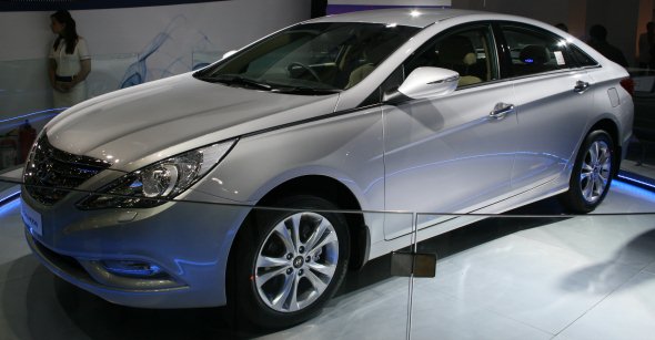 hyundai-sonata-photo-gallery-2 New Hyundai Sonata launched starting at Rs. 18.52 lakh!