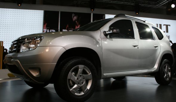 renault duster launch photo
