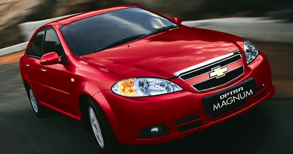 chevrolet optra magnum front right photo