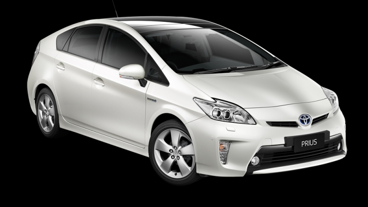 Toyota 1:6:90 Rule Explains Why Hybrids are Better For Environment Than Electric Cars