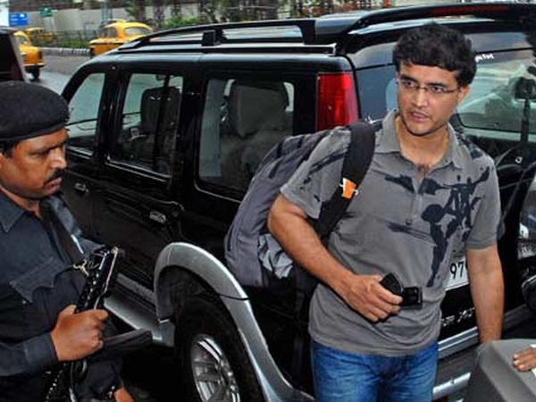 Indian cricketing great Saurav Ganguly brings home a brand-new Mercedes-Benz GLS luxury SUV worth Rs 1.5 crore