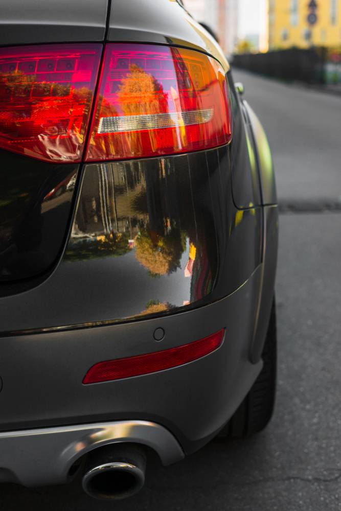 Modified stunners Brezza in white Baleno  in black