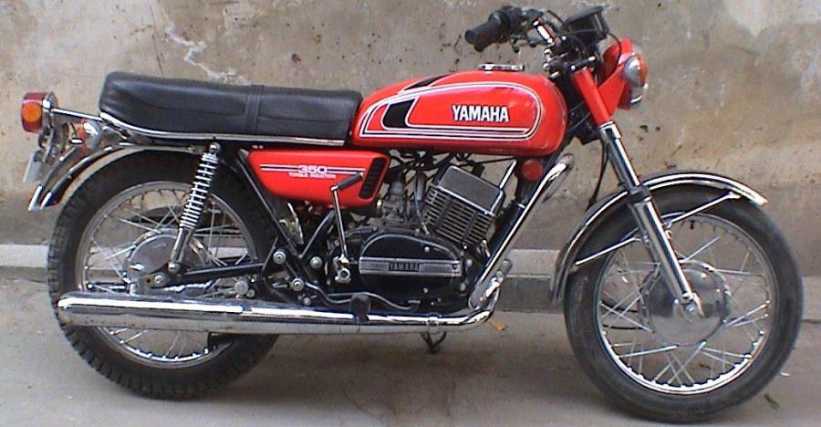 Yamaha Rd350 Featured