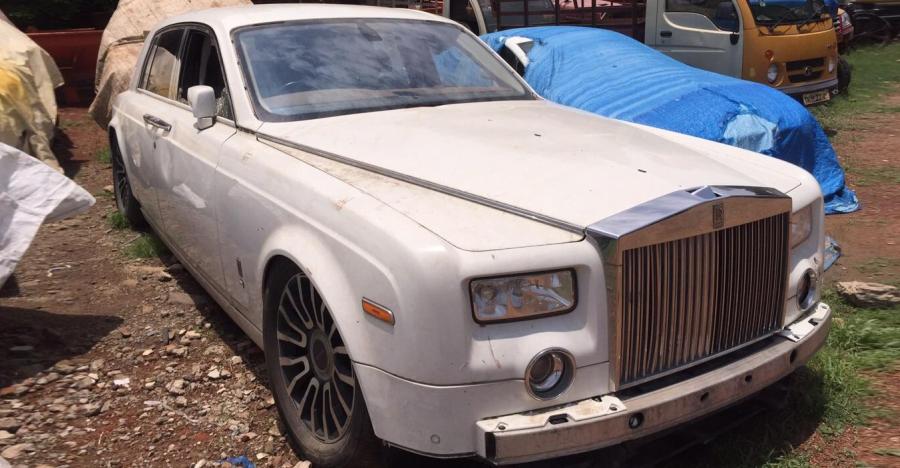Ill Treated Rolls Royce Ghost Featured