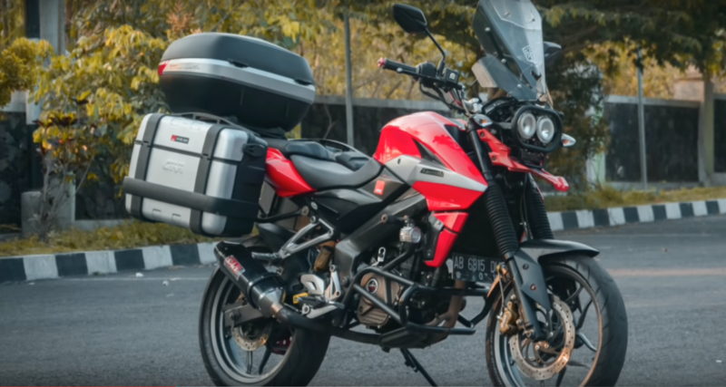 This Bajaj Pulsar Ns200 Converted Into An Adv Is Pure Adventure