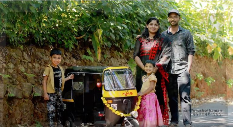 Kerala Man Kids Auto Rickshaw 2