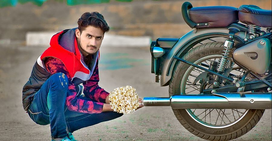 Photoshoot idea, pose with bike, pose with splendor bike, photoshoot pose  for boys|| Ratan gadhwal | Photoshoot poses, Photography poses, Fashion  poses