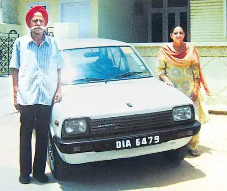 India’s first Maruti 800 restored completely, and displayed at Maruti Suzuki headquarters