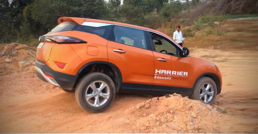 Will the Tata Harrier’s rough road mode help it reverse up this slippery slope? [Video]