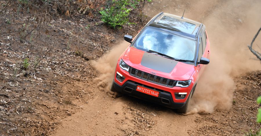 Jeep Compass Trailhawk Bookings Featured