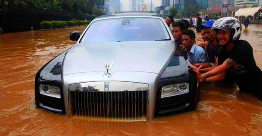 Rolls Royce Flood Featured