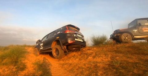 Thar Rescues Fortuner Featured