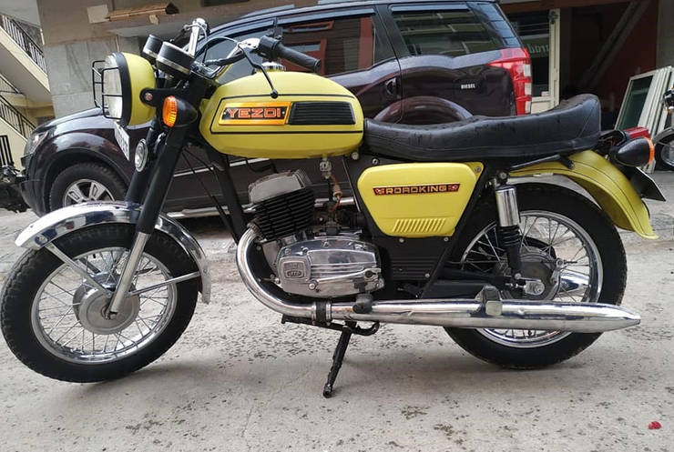 Fully Restored Used Yezdi Roadking Retro 2 Stroke Motorcycle In Excellent Condition For Sale