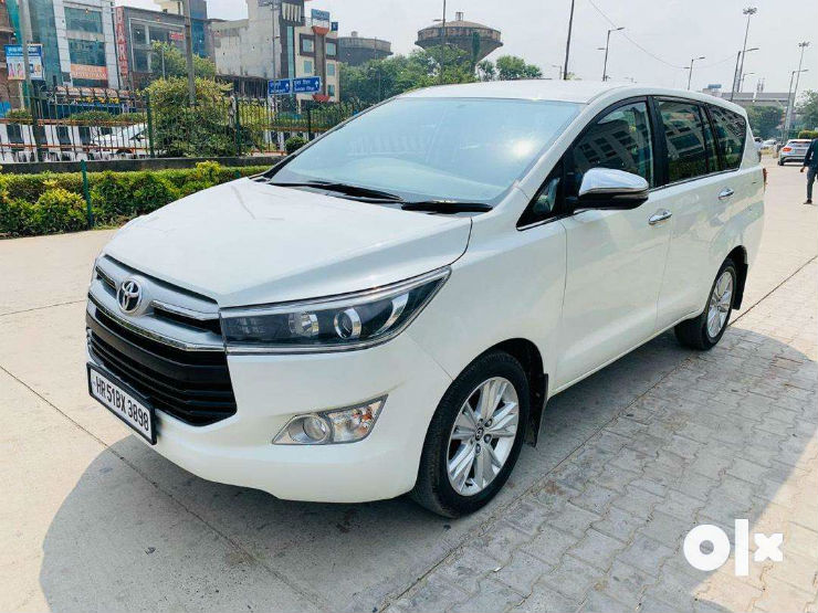 Almost New Used Toyota Innova Crysta Mpvs For Sale