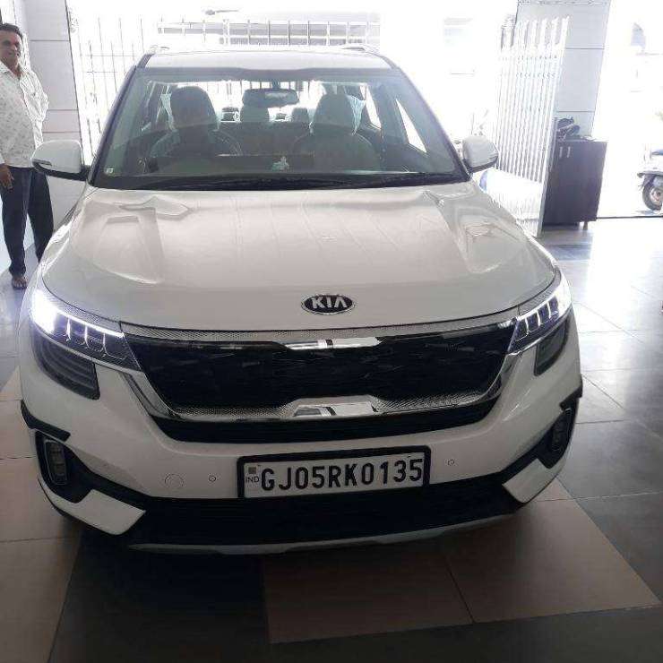 Almost-new used Kia Seltos mid-size SUVs for sale: CHEAPER than new