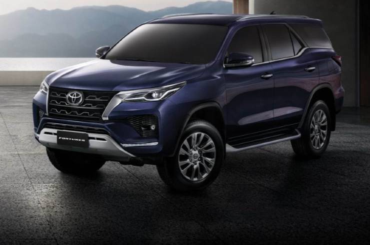 MG Gloster vs Toyota Fortuner. Which SUV should you get?