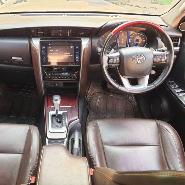 3-year-old Toyota Fortuner selling Rs. 15 lakh cheaper than new