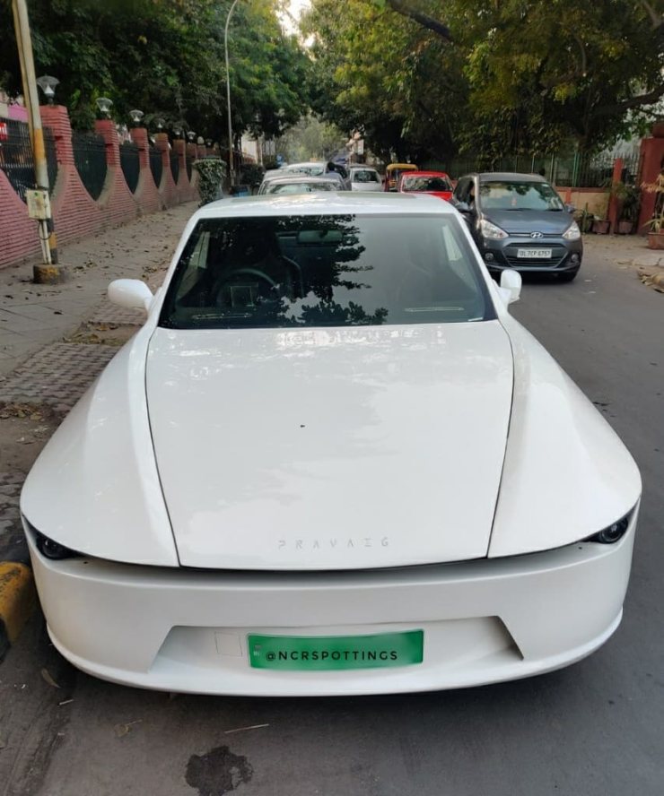 Pravaig Extinction Mk1 electric luxury sedan spotted on Indian roads