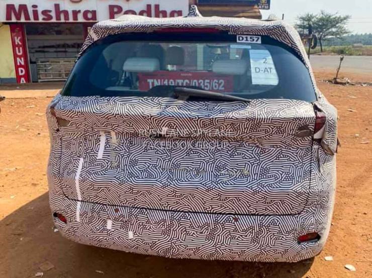 2021 Mahindra XUV500 Diesel Automatic spied ahead of launch
