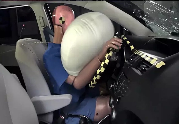 Dual Airbags mandatory on new cars from April 1, 2021