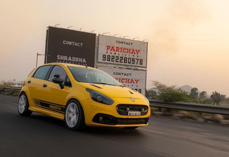 India’s most POWERFUL Fiat Punto Abarth makes 190 Bhp-300 Nm!
