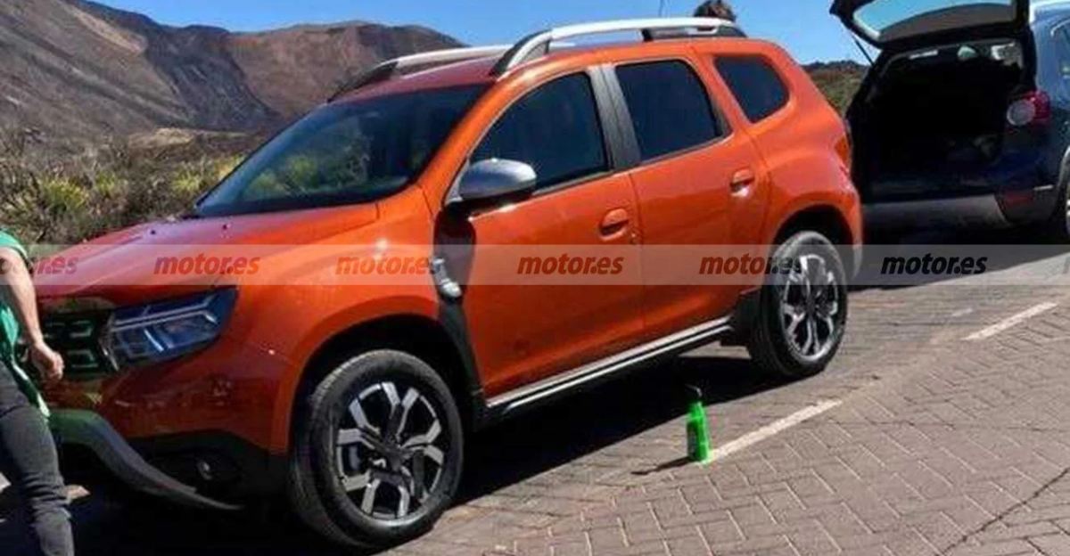 Renault 2021 Duster spied featured