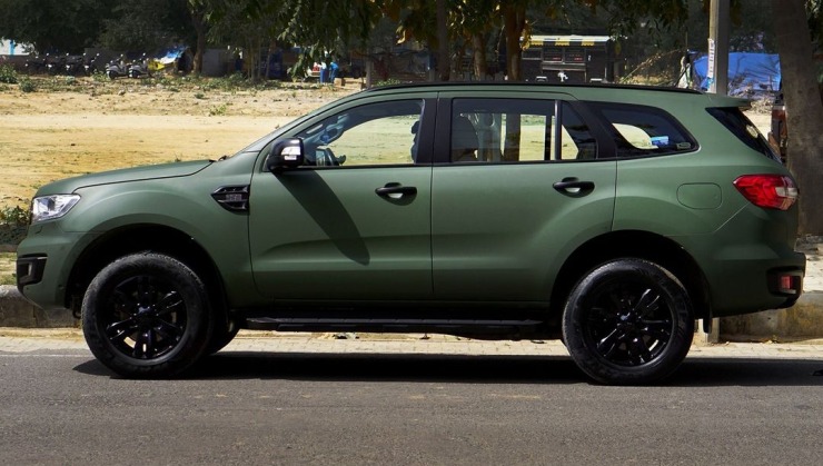 Ford Endeavour wrapped in matte military green is understated menace