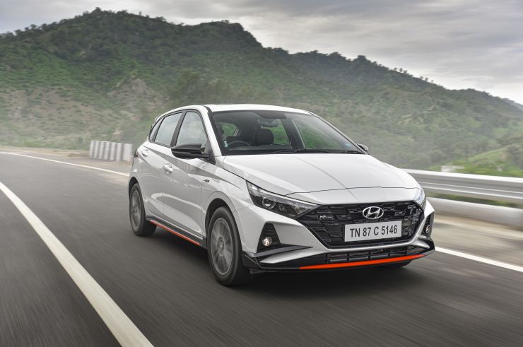 Hyundai i20 Vs Hyundai i20 N Line: A Comparison of Variants Under Rs 12 Lakh for the Style-conscious Buyer