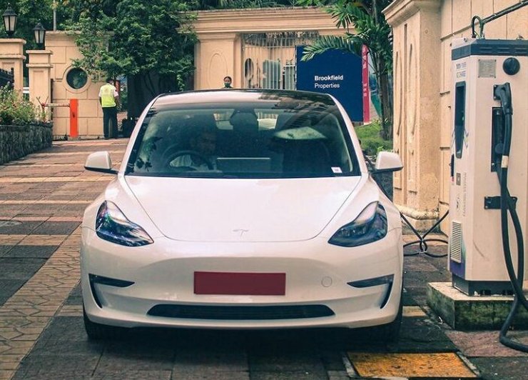 Tesla’s India lobbyist quits company after India plans abandoned