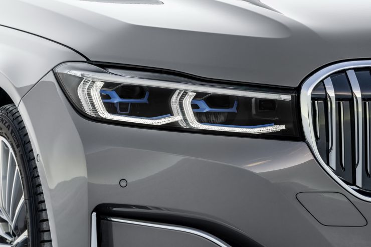 5 different types of car headlights: Explained