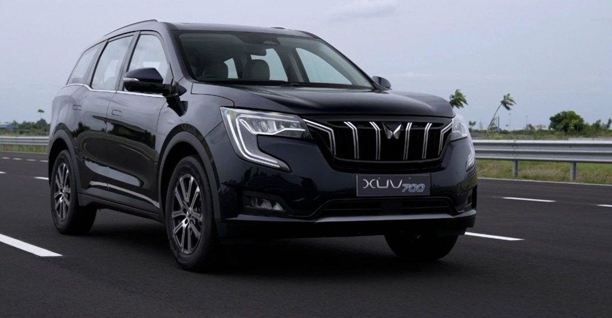 More affordable Mahindra XUV700 AX7 Smart variant launch soon; Features leaked