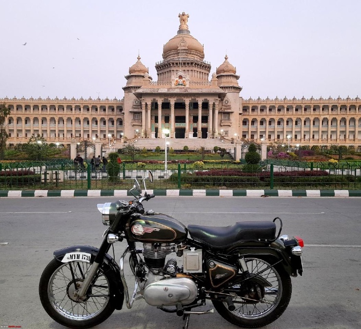 Incredible story of Royal Enfield Bullet stolen & found after 25 years