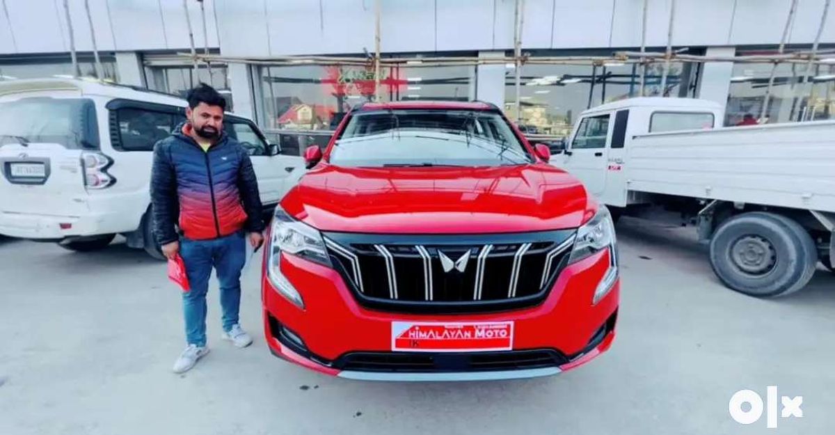 Barely-used 2021 Mahindra XUV700 SUVs for sale