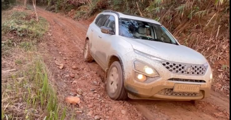 New Tata Safari struggling on a muddy slope shows why AWD/4×4 system is so critical [Video]