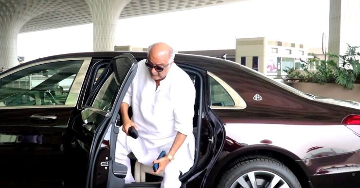 Bollywood producer Boney Kapoor spotted in his Mercedes Maybach luxury sedan [Video]