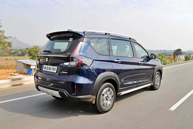 Toyota Rumion vs Maruti Suzuki XL6: Comparing Their Automatic Variants Priced Rs 13-15 Lakh for Family-focused Car Buyers