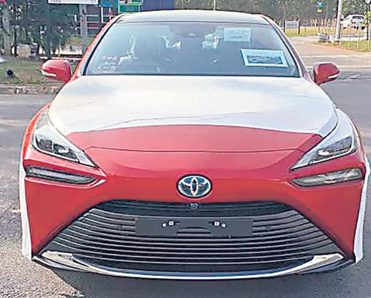 पहली टोयोटा मिराई हाइड्रोजन कार केरल में पंजीकृत