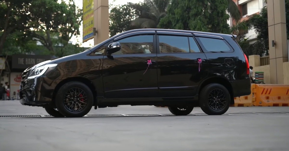 Toyota Innova modified into a dark edition [Video]