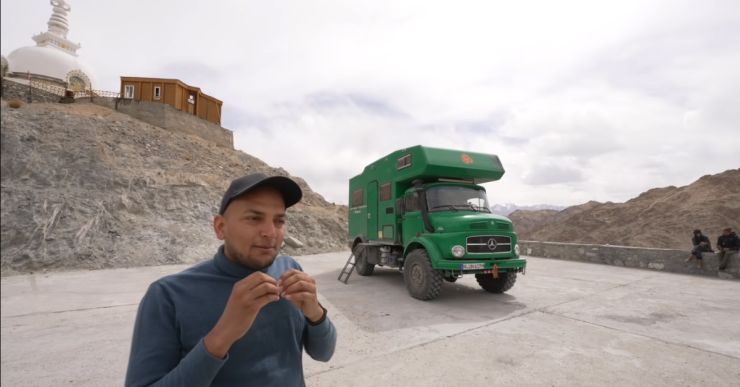 Indian vlogger drives German couple’s modified Mercedes 911 4×4 truck in Ladakh [Video]