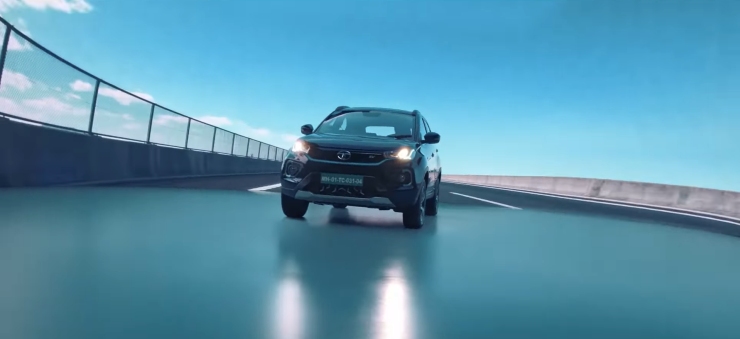 टाटा मोटर्स ने लॉन्च किया अपना पहला टीवीसी नेक्सॉन ईवी मैक्स [Video]