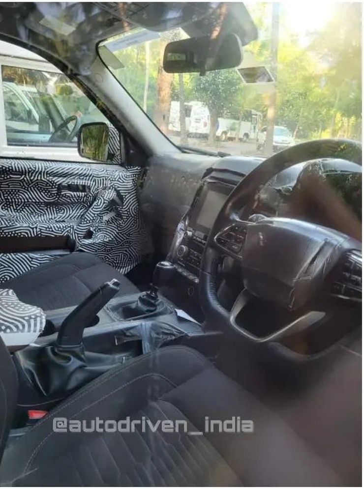 2022 Mahindra Scorpio N spotted with side facing jump seats