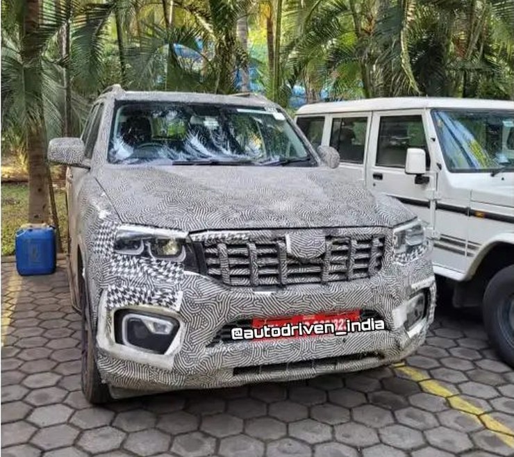 2022 Mahindra Scorpio N spotted with side facing jump seats