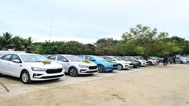 Skoda dealer in Coimbatore delivers 125 Slavia sedans in a single day