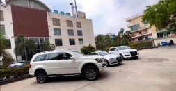 Well-kept Mercedes-Benz & Audi luxury cars available for sale: Price starts at Rs 8.90 lakh [video]