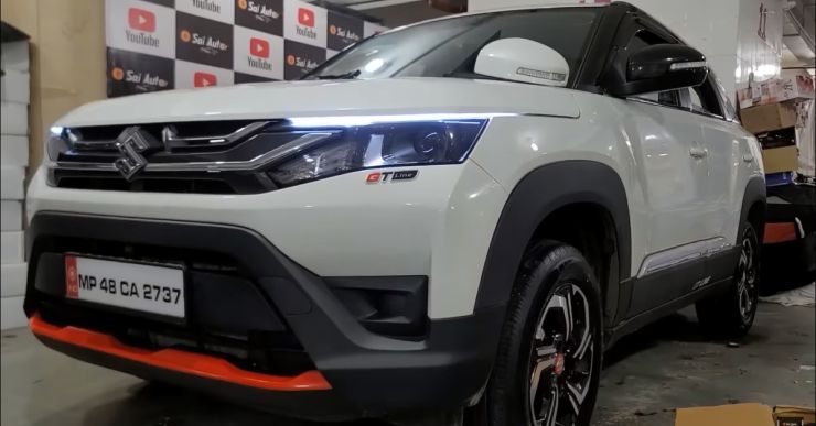 2022 Maruti Brezza base trim with aftermarket accessories equals top-end model [Video]
